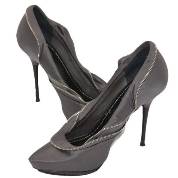 Report Gray Satin Leather & Zipper Ruffle Platform Modern Mod Stilettoes Heels 7 - Picture 4 of 12